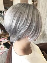 透明感とハイトーンカラーをしてもツヤ感のある髪でいたい…！そんな思い叶えます♪