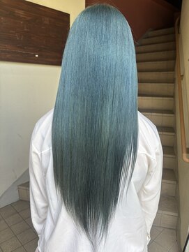コレットヘアー ザモリオカ(Colette HAIR the MORIOKA) 淡いターコイズ