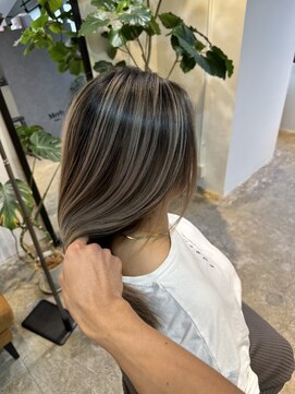 メリー オオサカ(Merly Osaka) 海外balayage