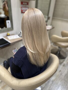 シーループユナイテッドアトリエ(C-LOOP UNITED ATELIER) ケアブリーチ/クリームベージュ/髪質改善/ストレート