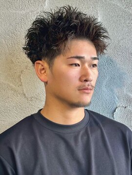 [MEN’S HAIR/波巻ツイストスパイラル/フェザーパーマ/伊勢崎]