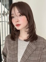 ローネス(LONESS)&nbsp;ワンカールでふわっとレイヤーカットと透明感チャコールグレー