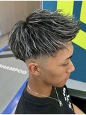 金メッシュホワイトハイライトツイストパーマジェットモヒカン