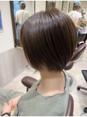 大人ボブ大人ショートボブ切りっぱなしボブ前髪あり前下がりボブ