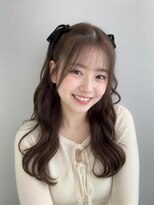 ウールトウキョウ 渋谷(wool TOKYO)&nbsp;透明感モカベージュ×ハーフツイン波巻きアレンジ