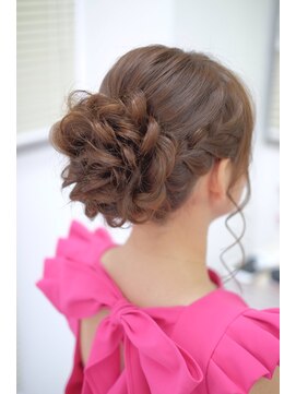 リサ 恵比寿(risa.) 華やか上品アップ