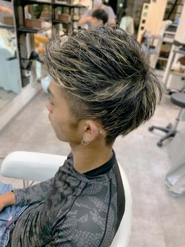 24 岸和田店 男らしく決まる金メッシュ