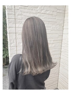 ジジ 栃木本店(Gigi) グレージュ