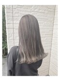 グレージュ