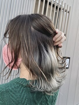 ベローチェ 雪のように淡いホワイティーベージュカラー^^