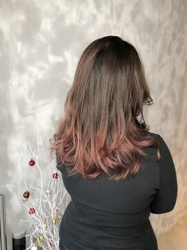 リュッカ(Lyuck) 揺らぐ！毛先カラー。