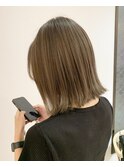 切りっぱなしロブぶつ切りボブ結べるボブオリーブグレージュ