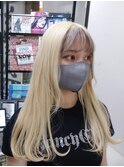 ケアブリーチ ブロンド×バングカラー
