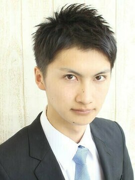 アン たまプラーザ(un) ソフトに刈り上げた正統派刈り上げショート【たまプラーザ店】