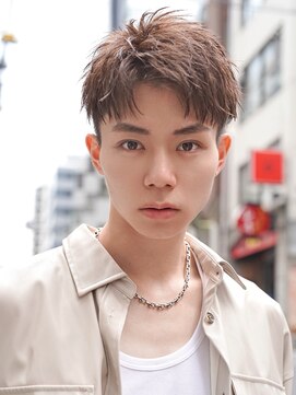 ゼロ 渋谷(XeRo) ツーブロック刈り上げ【爽やかアップバングショート】