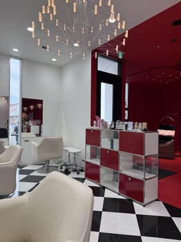 ミーズスタジオ(Mie's Studio)の写真/【12/13リニューアルOPEN】カラーリストによる見極めカラーが人気!リニューアルOPEN記念で全メニュー30%OFF