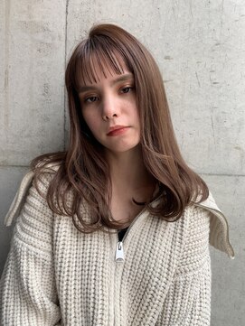 ヴィオットバイサロン(Viot by Salon) まろやかベージュカラー ナチュラルレイヤーカット