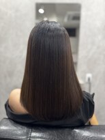 アールフォー 立石(R.4)&nbsp;艶やかストレートミディ