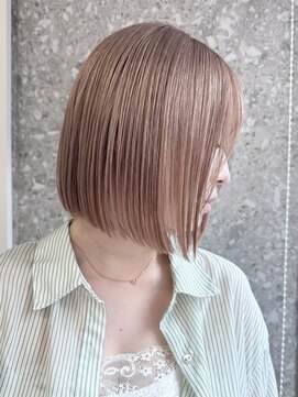 サンク 原宿 表参道(cinq) ハイトーンカラー顔周りレイヤーボブダブルカラーブロンドカラー