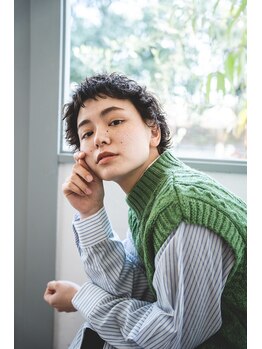 【大人女性へ】ダメージを抑え、艶と透明感のある仕上がりに。