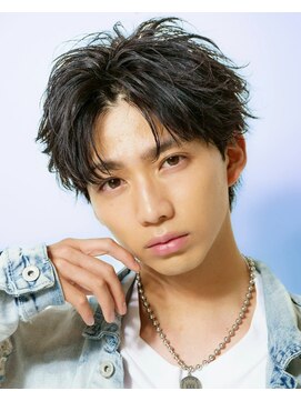 アイトーキョープラスシー 横浜(AI TOKYO+Sea) MEN’S横浜/センターパート/フェザーパーマ/毛流れパーマ/高島町