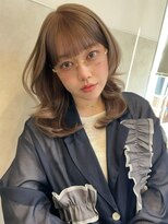 ヴィヴィッド オモテサンドウ(ViViD omotesando)&nbsp;ケアブリーチ シルバーカラー グレージュ ボブ 韓国風 美髪