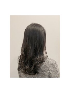 ビーダッシュアヴェダ(B dash AVEDA) ロングレイヤー