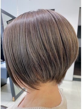 ヘアーアンドアート ルミナ(HAIR&ART LUMINA) ベーシックボブ【sasaki】