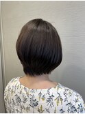丸み束感ショートボブ