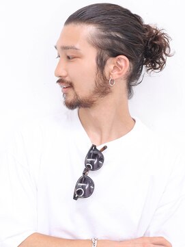 ルックグッドストア(LOOK GOOD STORE) 束感ツーブロックマッシュパーマウルフ波巻きスキンフェード111