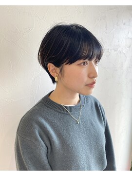 ハウリーヘアアンドスパ(HAURY hair&spa) 耳かけショート