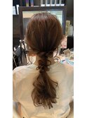 ローポニーアレンジ