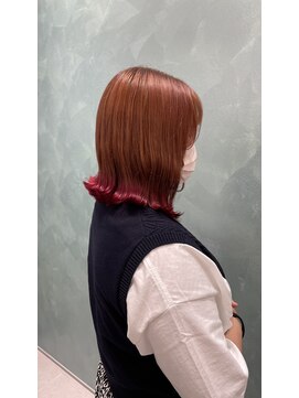 カシータフロル モゾワンダーシティ店(Casita flor) 裾ピンクカラー