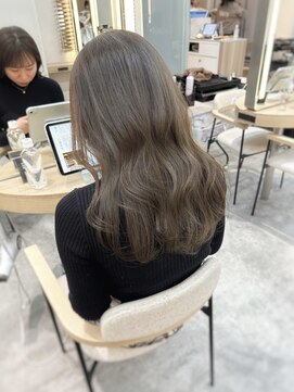 ウェイズトウキョウ 新宿店(Ways TOKYO) 【あかね】シークレットハイライト×明るめオリーブベージュ