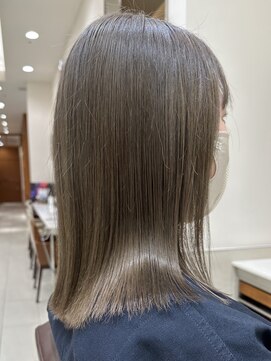 ピークアブー アヴェダ アトレ恵比寿(PEEK-A-BOO AVEDA) ハイトーンベージュ/ケアブリーチ/ベージュ