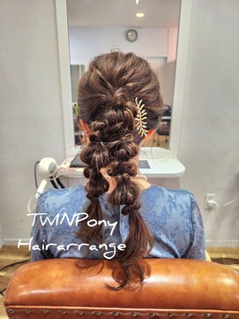ヘアーリビングリコ 新潟笹口店(hair living Liko) ツインポニーテールヘアアレンジ!　ぽこぽこ