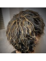 美容処 待庵 タイアン(taian)&nbsp;ウルフ／ハイライト/ツイストスパイラル