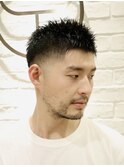 ワイルドシャギースキンフェードソフトモヒカンバーバー