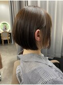 ショートボブ