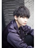 スーツ短髪ツーブロック束感モテる黒髪シークレットパーマ
