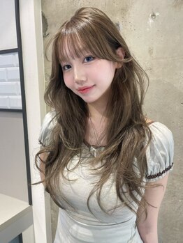 リリー(Lilley)の写真/【似合わせも上手い!】スペシャリストが創る骨格に合う"韓国風ヘア"で垢抜け☆前髪顔周りカットで小顔魅せ!