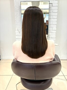 大人ツヤ感ストレートロング