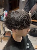 刈り上げセンターパート/波巻きツイストスパイラル/柏