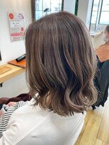 モーラ 鳳店(MOLLA)&nbsp;透明感グレージュ×ミディアム【鳳】
