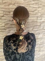 アクビ(AKUBI)&nbsp;アレンジローポニーテール