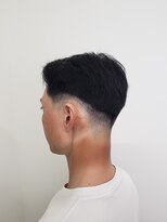 ジェイズワールド(J's World)&nbsp;メンズカット　スッキリ好印象ビジネスマンの刈上げ