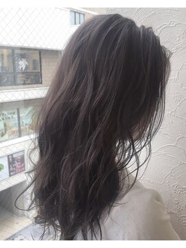 フレアジェネラス(FLEAR generous) 【ブリーチ一回のハイ透明感カラー】柳本麻守