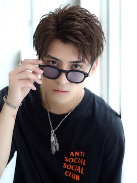 リップス 池袋(LIPPS) ワイルドツーブロック 刈り上げ 無造作 サイドパートショート