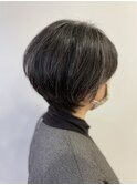 グレイヘアショート