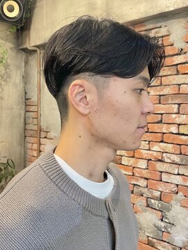 アンリ(Henri) [オカダケント]センターパートヘア